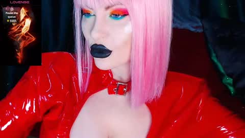 Snapshot of crazypinkyball chatting on 18, 1, 2025 Roxy online show from 18, 1, 2025