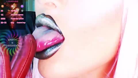 Snapshot of crazypinkyball chatting on 19, 9, 2025 Roxy online show from 19, 9, 2025