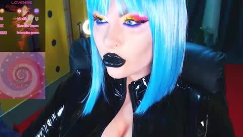 Snapshot of crazypinkyball chatting on 1, 11, 2025 Roxy online show from 1, 11, 2025