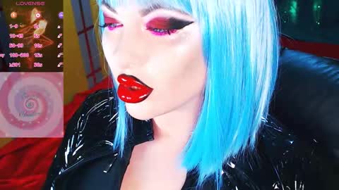 Snapshot of crazypinkyball chatting on 8, 1, 2026 Roxy online show from 8, 1, 2026