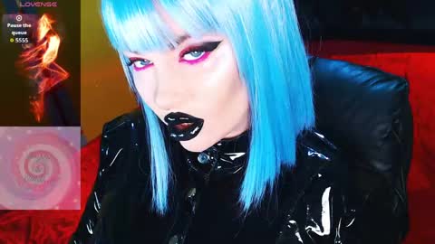 Snapshot of crazypinkyball chatting on 19, 4, 2026 Roxy online show from 19, 4, 2026