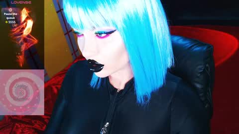Snapshot of crazypinkyball chatting on 17, 5, 2026 Roxy online show from 17, 5, 2026