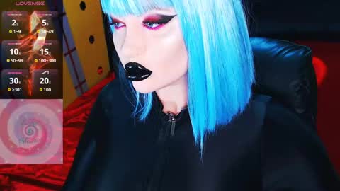 Snapshot of crazypinkyball chatting on 27, 5, 2026 Roxy online show from 27, 5, 2026