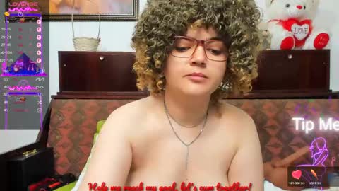 Snapshot of crazzy_pussy chatting on 27, 4, 2026 Ana online show from 27, 4, 2026