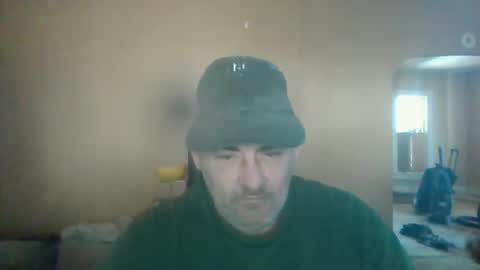 Snapshot of cre9876 chatting on 11, 11, 2025 alway horny online show from 11, 11, 2025