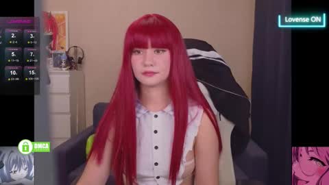Snapshot of creammeow chatting on 26, 9, 2025 Alina online show from 26, 9, 2025