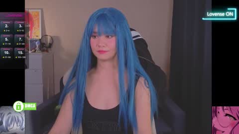 Snapshot of creammeow chatting on 10, 11, 2025 Alina online show from 10, 11, 2025