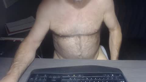 Creamormilk online show from 25, 10, 2025