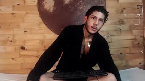  CAMILA Y SEBASTIAN online show from 10, 3, 2025