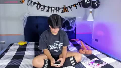 Snapshot of creamy_angelo chatting on 18, 10, 2025 creamy_angelo online show from 18, 10, 2025