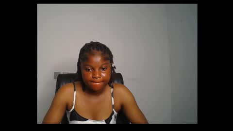 Snapshot of creamy_juicypussy chatting on 13, 2, 2025 Lady jasmine online show from 13, 2, 2025