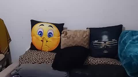 creamyhub online show from 12, 10, 2025