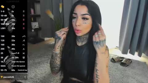 Snapshot of creamyinkk chatting on 11, 3, 2025 Sophie online show from 11, 3, 2025