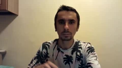 Snapshot of creativexx2 chatting on 28, 10, 2025 creativexx2 online show from 28, 10, 2025