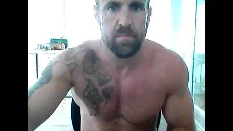 Snapshot of creatureofbeauty chatting on 1, 5, 2026 creatureofbeauty online show from 1, 5, 2026