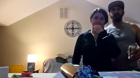 Creeksidecouple online show from 9, 2, 2026