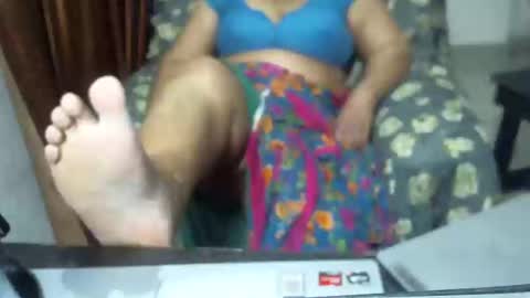Snapshot of crezybhabihot chatting on 5, 2, 2025 Sonika69 online show from 5, 2, 2025