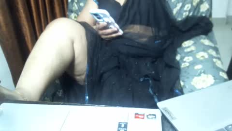 Snapshot of crezybhabihot chatting on 11, 2, 2025 Sonika69 online show from 11, 2, 2025