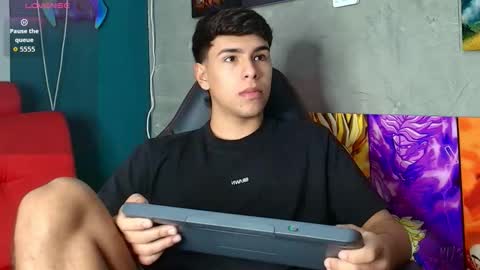 Snapshot of crh58_ chatting on 1, 12, 2025 crh58_ online show from 1, 12, 2025