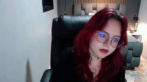 Snapshot of crimson_tati chatting on 11, 12, 2024 Tatiana online show from 11, 12, 2024