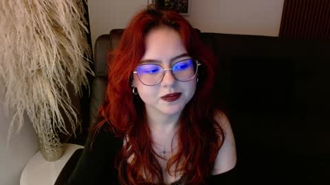 Snapshot of crimson_tati chatting on 14, 12, 2024 Tatiana online show from 14, 12, 2024