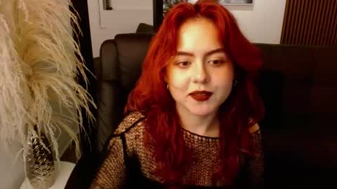 Snapshot of crimson_tati chatting on 9, 1, 2025 Tatiana online show from 9, 1, 2025