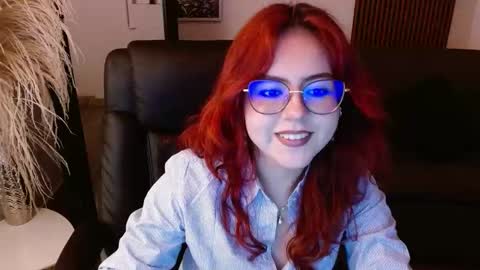 Snapshot of crimson_tati chatting on 12, 2, 2025 Tatiana online show from 12, 2, 2025