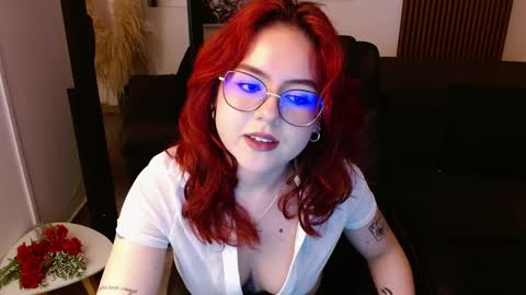 Snapshot of crimson_tati chatting on 27, 2, 2025 Tatiana online show from 27, 2, 2025