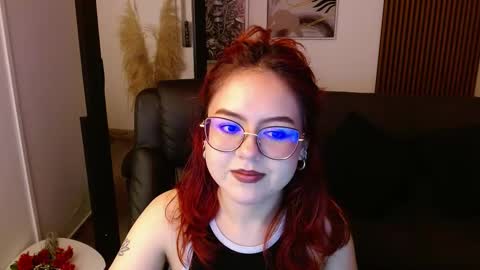 Snapshot of crimson_tati chatting on 2, 3, 2025 Tatiana online show from 2, 3, 2025