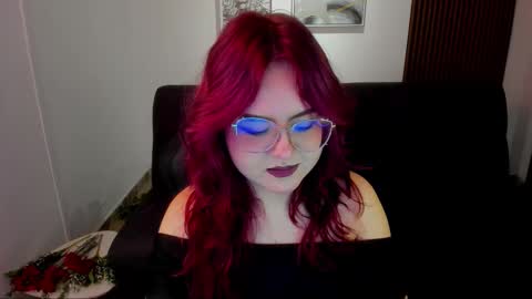 Snapshot of crimson_tati chatting on 16, 9, 2025 Tatiana online show from 16, 9, 2025