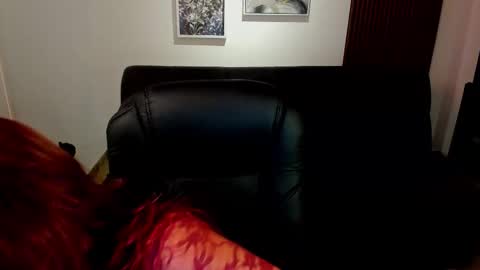Snapshot of crimson_tati chatting on 9, 10, 2025 Tatiana online show from 9, 10, 2025
