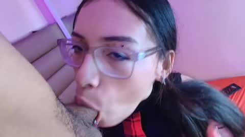 Snapshot of crimsonsecretts chatting on 8, 11, 2025 crimsonsecretts online show from 8, 11, 2025