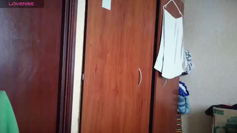 Snapshot of cris2428 chatting on 30, 10, 2025 cris2428 online show from 30, 10, 2025