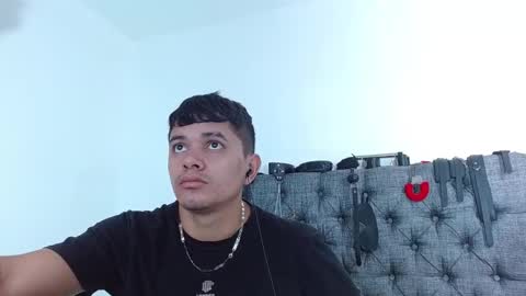 CRISANDMERY online show from 26, 2, 2025