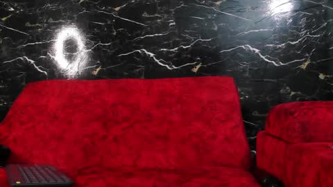 crislingery_doll online show from 8, 3, 2025