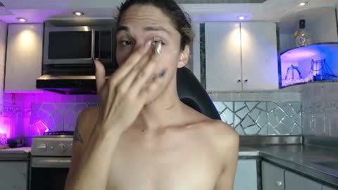 Cristina Onazis online show from 5, 4, 2026