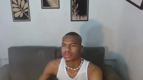 Snapshot of criss_zuri chatting on 25, 9, 2025 criss_zuri online show from 25, 9, 2025