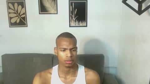 Snapshot of criss_zuri chatting on 1, 10, 2025 criss_zuri online show from 1, 10, 2025