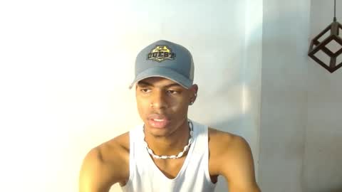 Snapshot of criss_zuri chatting on 17, 10, 2025 criss_zuri online show from 17, 10, 2025