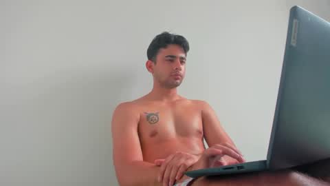 Snapshot of crissblack1 chatting on 15, 2, 2025 crissblack1 online show from 15, 2, 2025