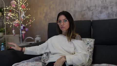 Snapshot of crissy_love chatting on 19, 1, 2025 crissy_love online show from 19, 1, 2025
