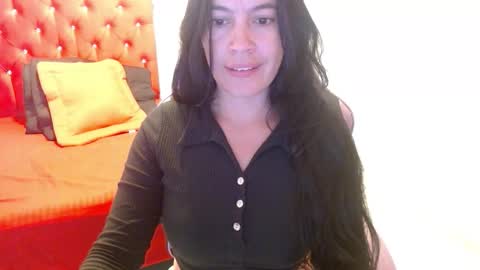 cristal1609 online show from 5, 2, 2026