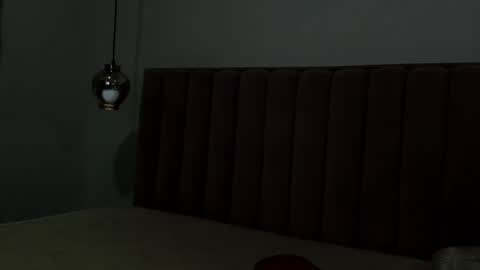 Cristal  online show from 17, 1, 2025