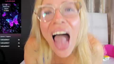 Cristal  online show from 9, 2, 2025