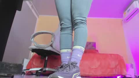 Snapshot of cristal_crossfit chatting on 27, 2, 2026 Cristal online show from 27, 2, 2026