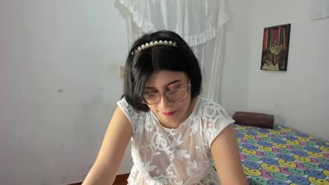 Snapshot of cristal_g19 chatting on 25, 1, 2025 online show from 25, 1, 2025