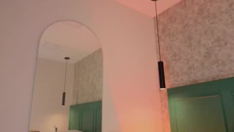 Cristal  online show from 16, 10, 2025