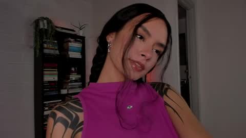 Cristal  online show from 12, 4, 2026