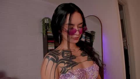 Cristal  online show from 16, 4, 2026