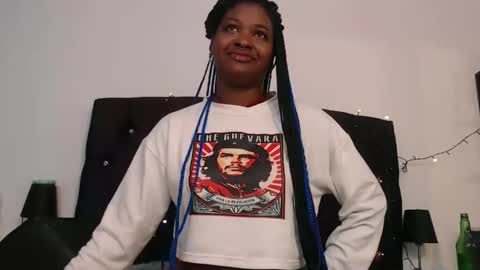 Snapshot of cristal_smith06 chatting on 4, 1, 2025 Hanna online show from 4, 1, 2025